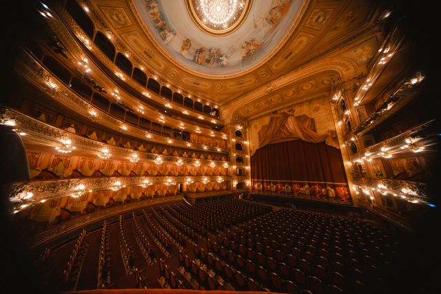 Fazer teatro pode não ajudar para falar em público.